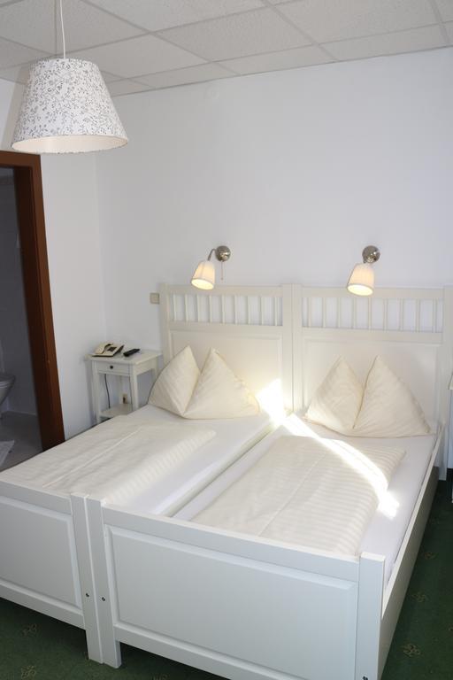 Hotel Gasthof Kasino วิลลาค ห้อง รูปภาพ