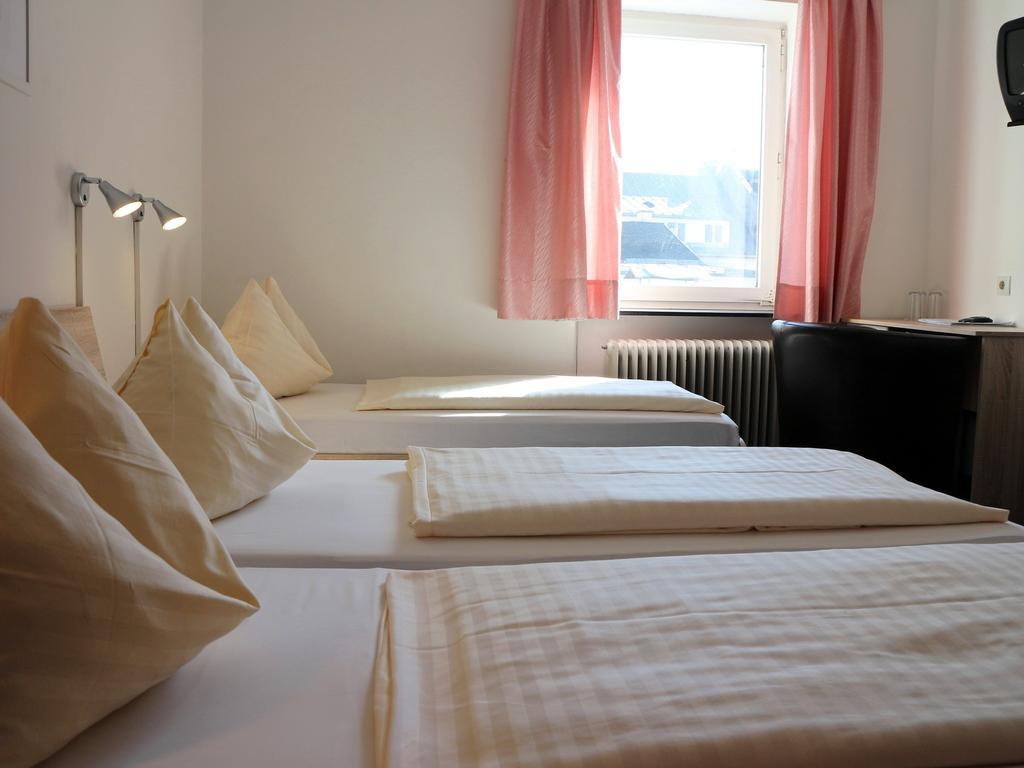 Hotel Gasthof Kasino วิลลาค ห้อง รูปภาพ