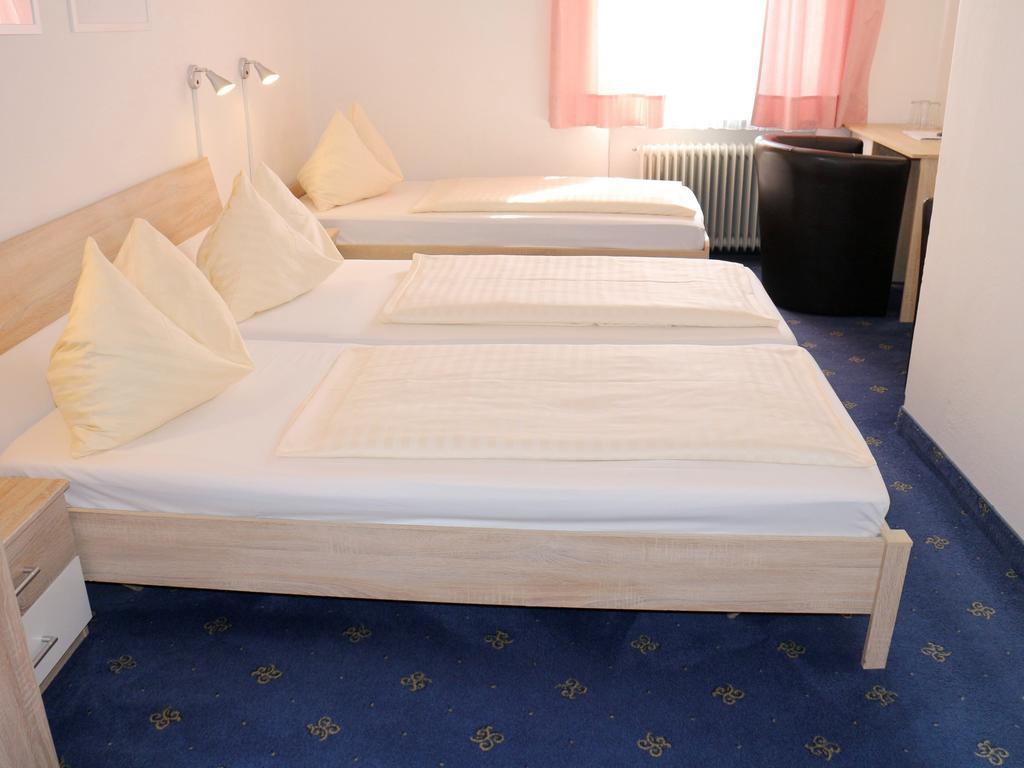 Hotel Gasthof Kasino วิลลาค ห้อง รูปภาพ