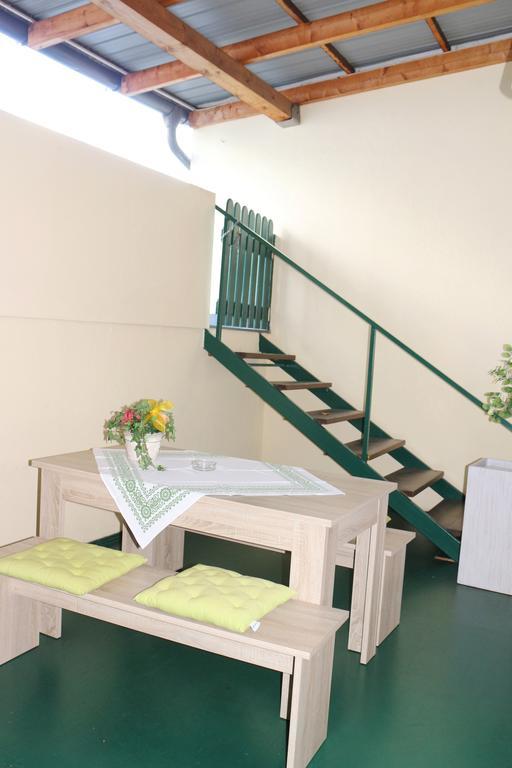 Hotel Gasthof Kasino วิลลาค ภายนอก รูปภาพ